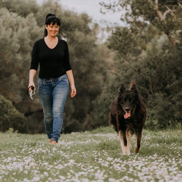 Diana Hirsch privat with her dog Chester.